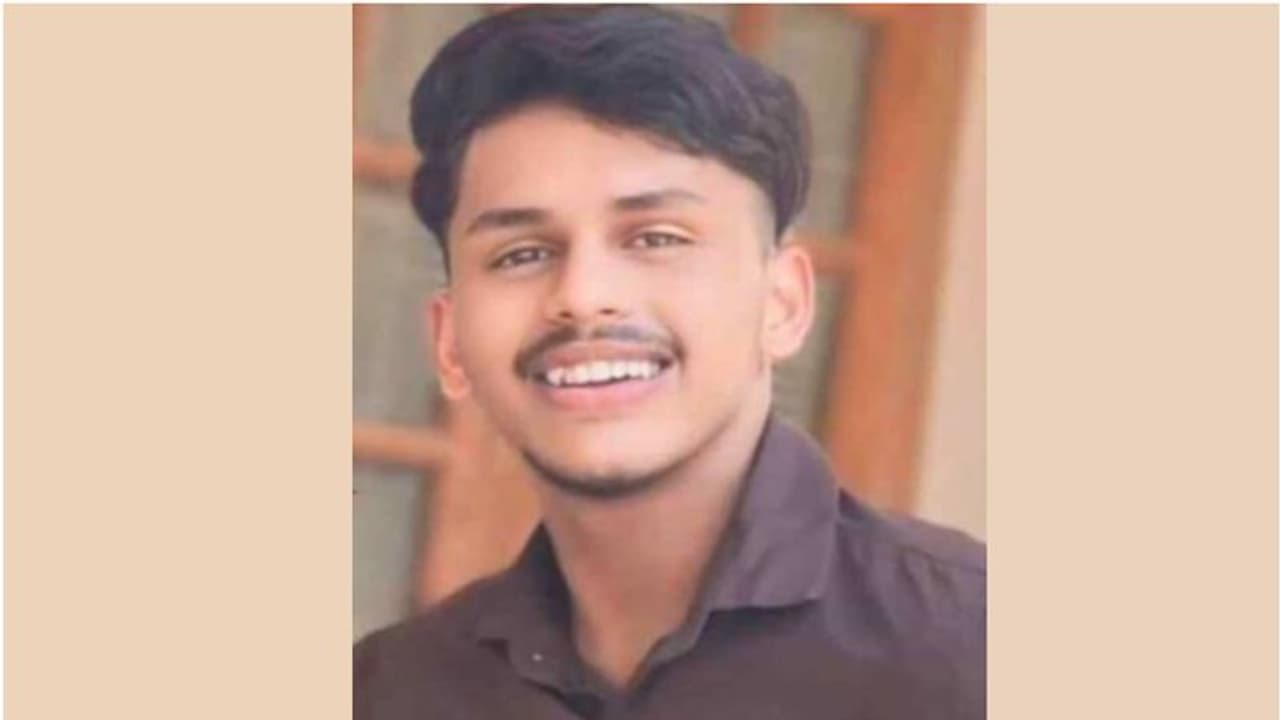 ഖത്തറില് വാഹനാപകടത്തില് മലയാളി യുവാവ് മരിച്ചു ഖത്തറില് വാഹനാപകടത്തില് മലയാളി യുവാവ് മരിച്ചു