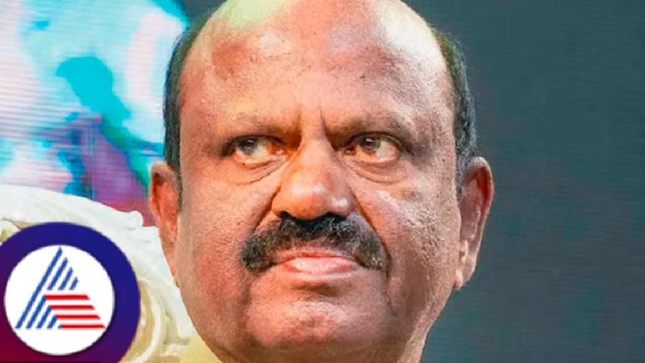 ರಾಜಭವನದಲ್ಲಿ ಪೊಲೀಸರಿಂದಲೇ ಕಂಟಕ? ನನಗೆ ಅಭದ್ರತೆ ಕಾಡುತ್ತಿದೆ ಎಂದ ಪಶ್ಚಿಮ ಬಂಗಾಳ ರಾಜ್ಯಪಾಲ! ರಾಜಭವನದಲ್ಲಿ ಪೊಲೀಸರಿಂದಲೇ ಕಂಟಕ? ನನಗೆ ಅಭದ್ರತೆ ಕಾಡುತ್ತಿದೆ ಎಂದ ಪಶ್ಚಿಮ ಬಂಗಾಳ ರಾಜ್ಯಪಾಲ!