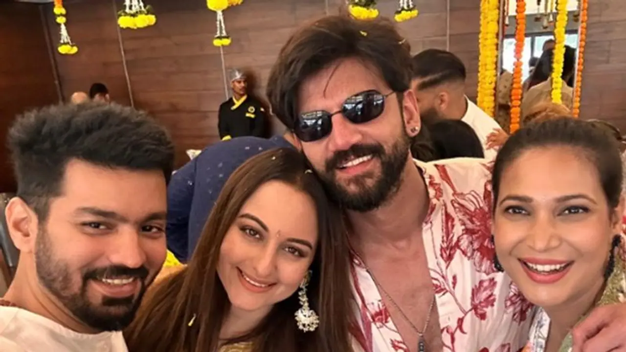 Sonakshi Sinha is all smiles as she poses with would be husband Zaheer Iqbal in LATEST pictures from Mehendi
