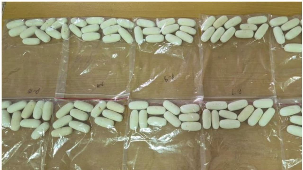 30 കോടിയുടെ കൊക്കെയിൻ, കൊണ്ടുവന്നത് ക്യാപ്സ്യൂൾ രൂപത്തിൽ; കൊച്ചിയിൽ വൻ മയക്കുമരുന്ന് വേട്ട