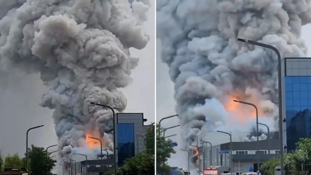 South Korea factory fire: 20 bodies found after massive blaze in battery plant in Seoul; WATCH dramatic video South Korea factory fire: 20 bodies found after massive blaze in battery plant in Seoul; WATCH dramatic video