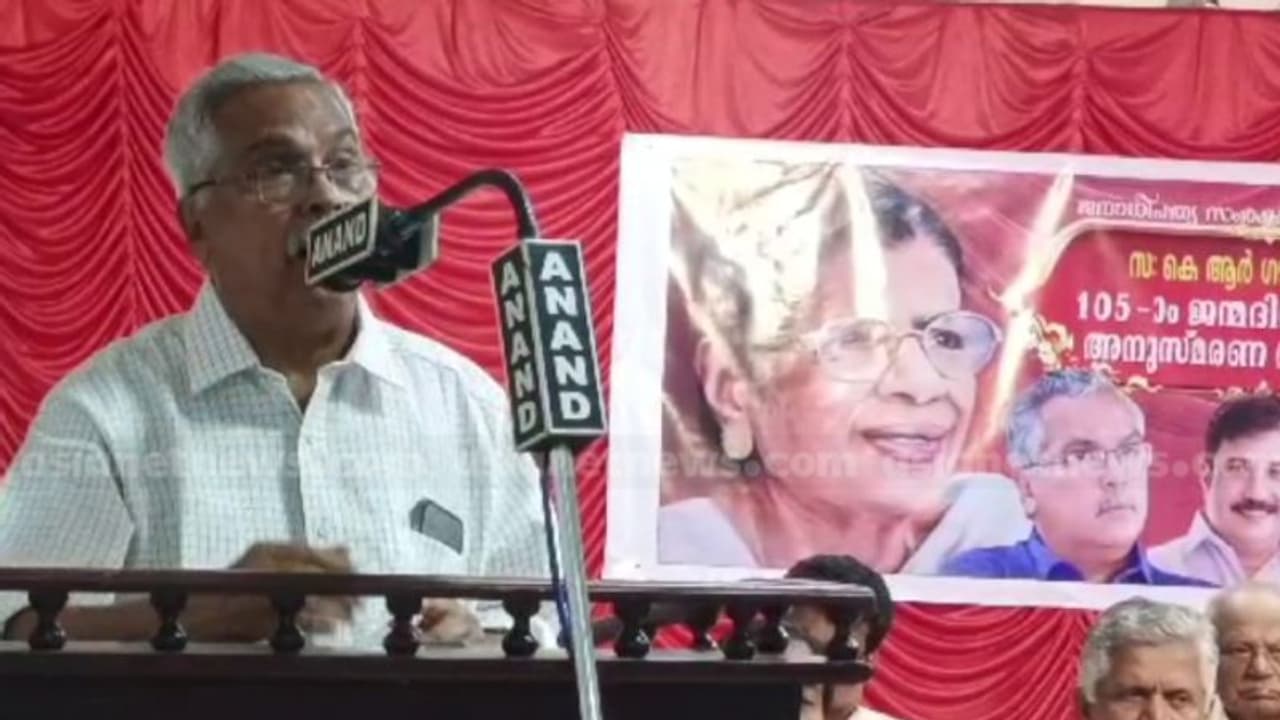 നേതാവിനേക്കാളും പാര്ട്ടിയേക്കാളും വലുത് ജനം, തെറ്റ് ഏറ്റുപറഞ്ഞ് തിരുത്തണം, മടിക്കരുത്: ബിനോയ് വിശ്വം നേതാവിനേക്കാളും പാര്ട്ടിയേക്കാളും വലുത് ജനം, തെറ്റ് ഏറ്റുപറഞ്ഞ് തിരുത്തണം, മടിക്കരുത്: ബിനോയ് വിശ്വം