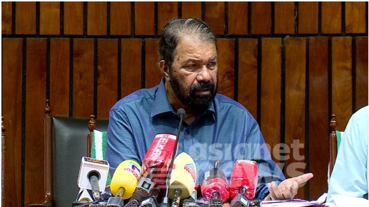 7 ജില്ലകളിൽ സർക്കാർ സ്കൂളുകളിൽ 30% സീറ്റ് വർധന, എയ്ഡഡിൽ 20 %; പ്ലസ്വൺ പ്രവേശനത്തിൽ മന്ത്രി 7 ജില്ലകളിൽ സർക്കാർ സ്കൂളുകളിൽ 30% സീറ്റ് വർധന, എയ്ഡഡിൽ 20 %; പ്ലസ്വൺ പ്രവേശനത്തിൽ മന്ത്രി