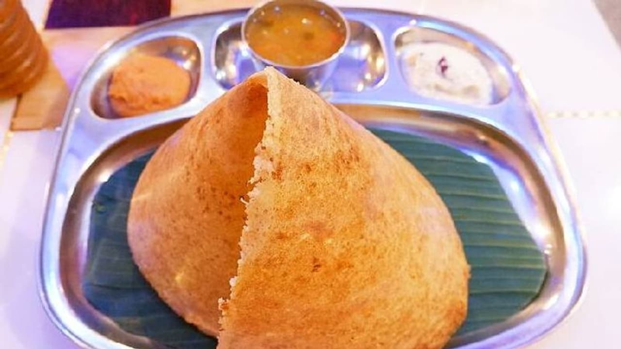 വിളമ്പിയത് തണുത്ത പ്രഭാതഭക്ഷണം, റെസ്റ്റോറന്റിന് 7000 രൂപ പിഴ വിളമ്പിയത് തണുത്ത പ്രഭാതഭക്ഷണം, റെസ്റ്റോറന്റിന് 7000 രൂപ പിഴ