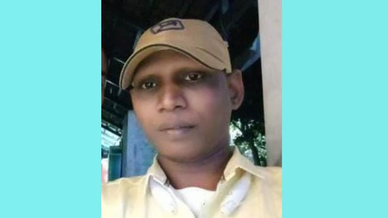 കേബിൾ ടിവി ടെക്നീഷ്യനെ തോട്ടിൽ മരിച്ച നിലയിൽ കണ്ടെത്തി കേബിൾ ടിവി ടെക്നീഷ്യനെ തോട്ടിൽ മരിച്ച നിലയിൽ കണ്ടെത്തി