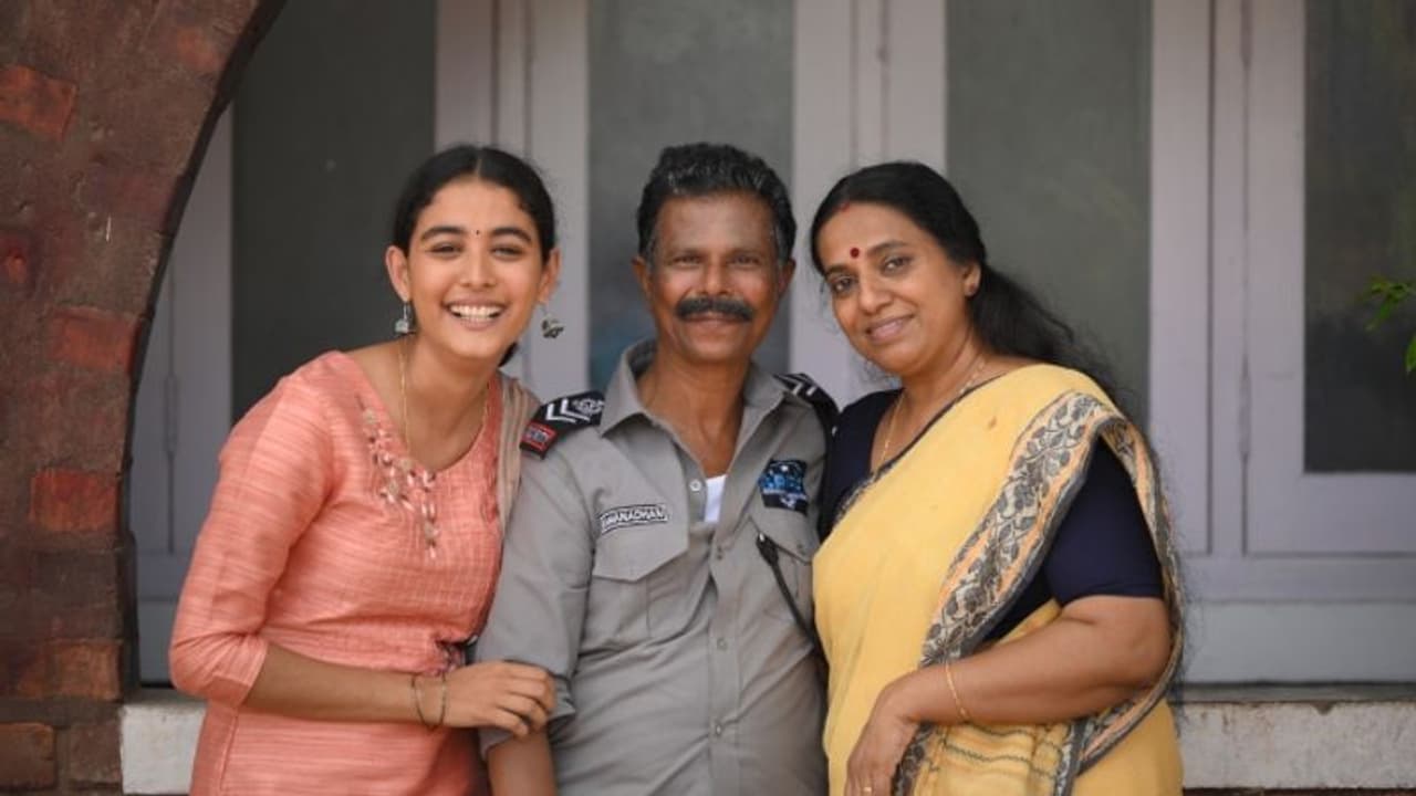 ഇന്ദ്രന്സിനൊപ്പം മുരളി ഗോപിയും; റിലീസിന് ഒരുങ്ങി 'കനകരാജ്യം' ഇന്ദ്രന്സിനൊപ്പം മുരളി ഗോപിയും; റിലീസിന് ഒരുങ്ങി 'കനകരാജ്യം'