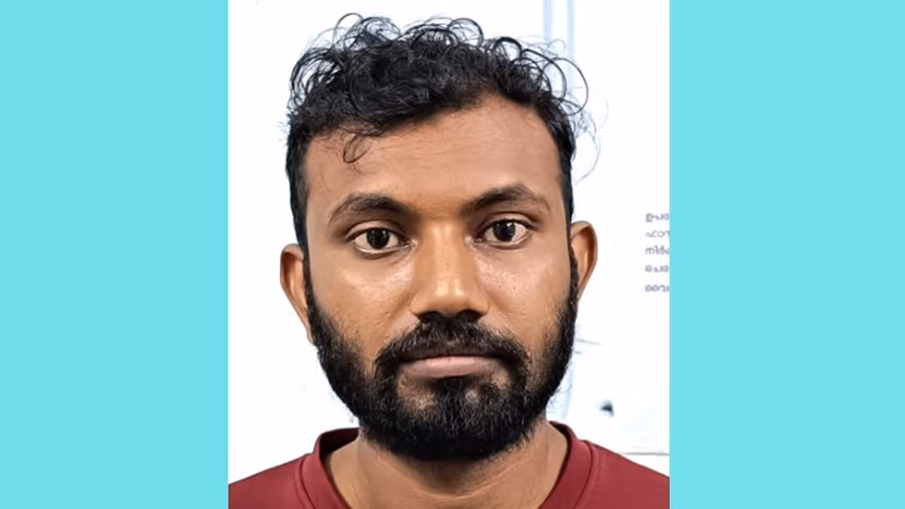 'കമ്പോഡിയയിൽ ഓൺലൈൻ ജോലി'; തട്ടിപ്പ് കേസിൽ പ്രതി അറസ്റ്റിൽ 'കമ്പോഡിയയിൽ ഓൺലൈൻ ജോലി'; തട്ടിപ്പ് കേസിൽ പ്രതി അറസ്റ്റിൽ