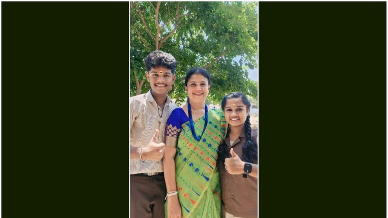 കൗമാര ശാസ്ത്ര നവീന കണ്ടുപിടുത്തം: നല്ലേപ്പിള്ളി ശ്രീകൃഷ്ണ ഹയർ സെക്കൻഡറി സ്കൂളിന് ഒന്നാം സ്ഥാനം കൗമാര ശാസ്ത്ര നവീന കണ്ടുപിടുത്തം: നല്ലേപ്പിള്ളി ശ്രീകൃഷ്ണ ഹയർ സെക്കൻഡറി സ്കൂളിന് ഒന്നാം സ്ഥാനം