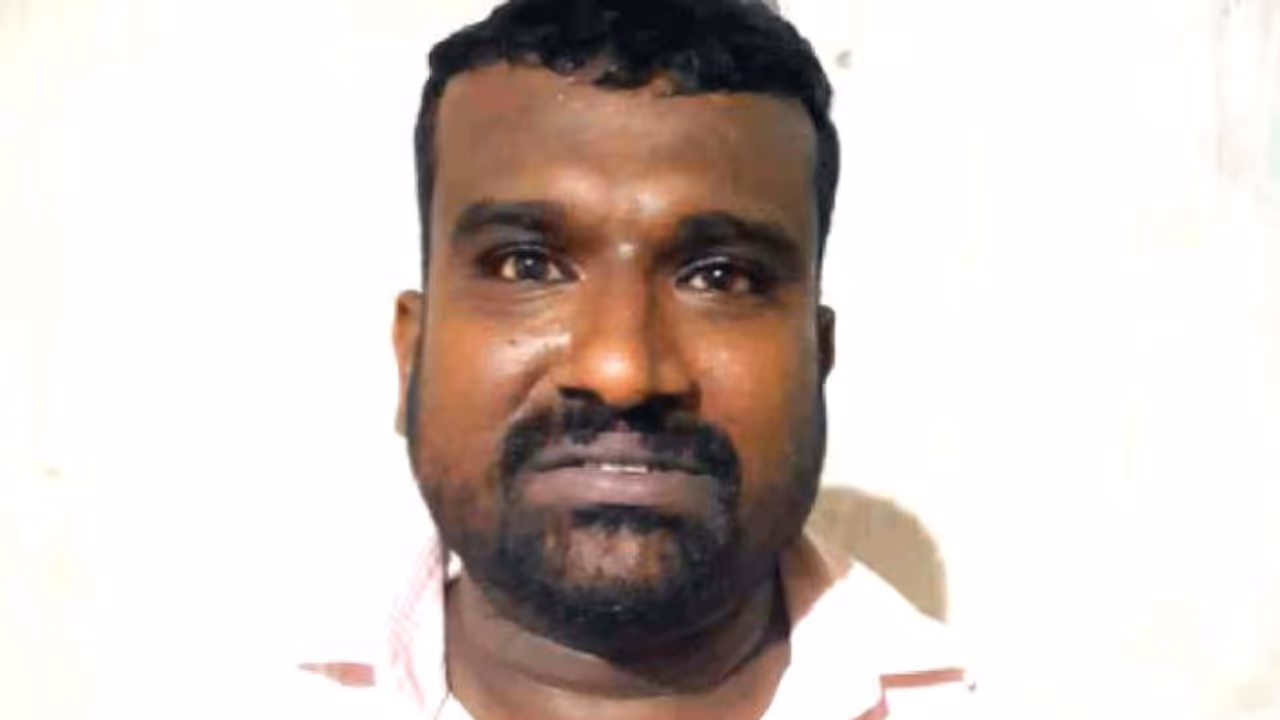 സ്ഥിരമായി ഒഡിഷയിൽ നിന്ന് കൊറിയര്‍, സംശയം തോന്നി ദിൽഷമോന്റെ വീട്ടിൽ പരിശോധന, പിടിച്ചത് മൂന്നര കിലോ കഞ്ചാവ്