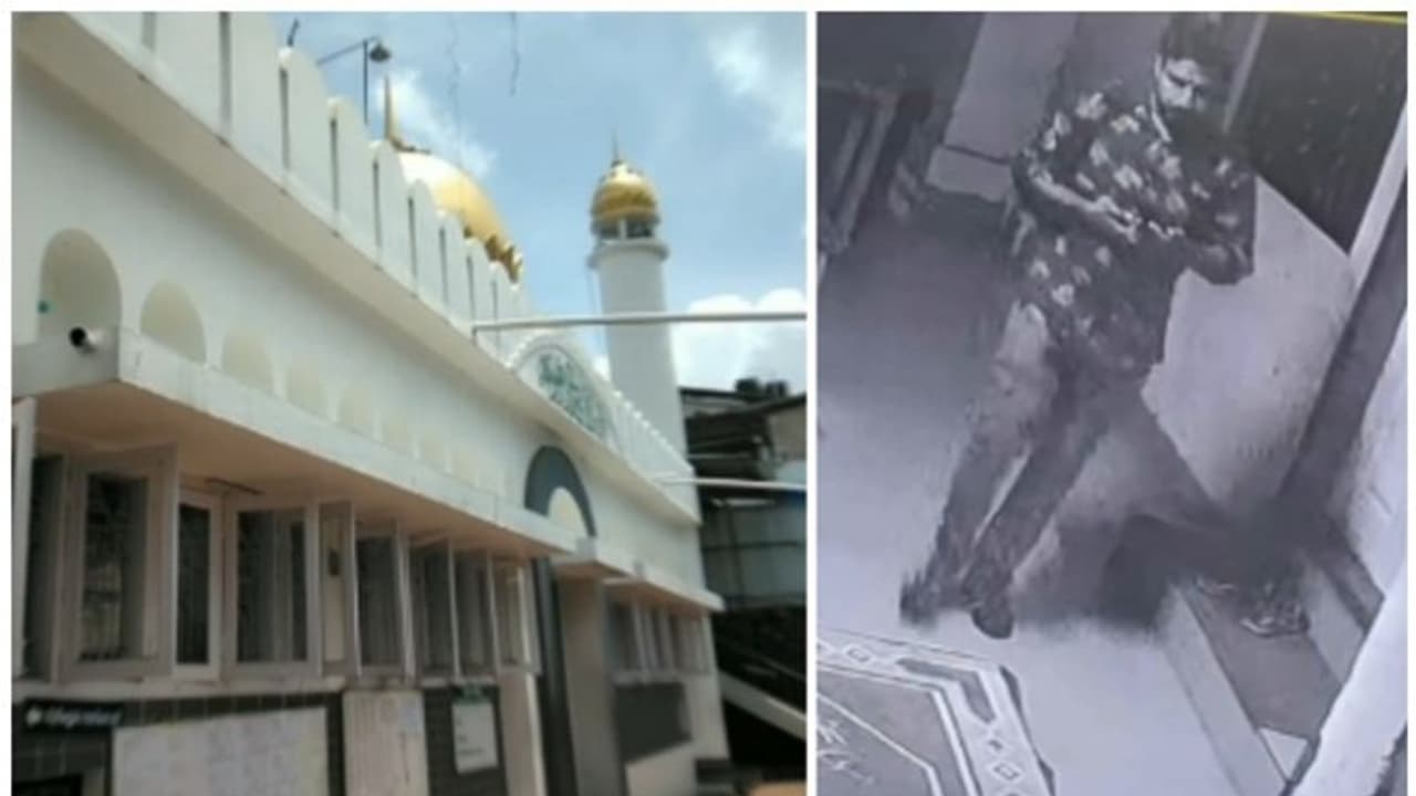 കോട്ടയത്ത് പള്ളിയിൽ മോഷണം; നമസ്കാരത്തിന് പോയ സമയത്ത് ഇമാമിന്റെ മൊബൈൽ ഫോൺ കവർന്നു കോട്ടയത്ത് പള്ളിയിൽ മോഷണം; നമസ്കാരത്തിന് പോയ സമയത്ത് ഇമാമിന്റെ മൊബൈൽ ഫോൺ കവർന്നു