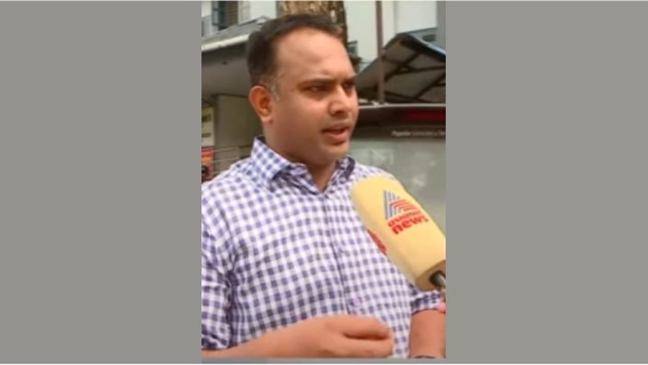 'വയനാട് പുനരധിവാസ കേന്ദ്രമല്ല'; അധ്യാപകരെ ശിക്ഷാനടപടിയുടെ ഭാഗമായി സ്ഥലംമാറ്റിയതിൽ പ്രതിഷേധം