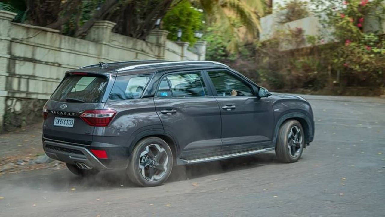 പുതിയ ഹ്യുണ്ടായി അൽക്കാസർ സെപ്റ്റംബർ 9ന് എത്തും പുതിയ ഹ്യുണ്ടായി അൽക്കാസർ സെപ്റ്റംബർ 9ന് എത്തും