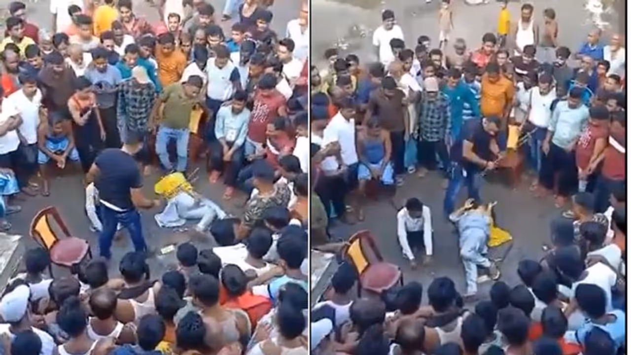 ರಸ್ತೆಯಲ್ಲಿ ಮಹಿಳೆಗೆ ತೀವ್ರ ಥಳಿತ ನೋಡುತ್ತಾ ನಿಂತ ಜನ, ಪಶ್ಚಿಮ ಬಂಗಾಳದಲ್ಲಿ ತಾಲಿಬಾನ್ ಶಿಕ್ಷೆ ವಿಡಿಯೋ! ರಸ್ತೆಯಲ್ಲಿ ಮಹಿಳೆಗೆ ತೀವ್ರ ಥಳಿತ ನೋಡುತ್ತಾ ನಿಂತ ಜನ, ಪಶ್ಚಿಮ ಬಂಗಾಳದಲ್ಲಿ ತಾಲಿಬಾನ್ ಶಿಕ್ಷೆ ವಿಡಿಯೋ!