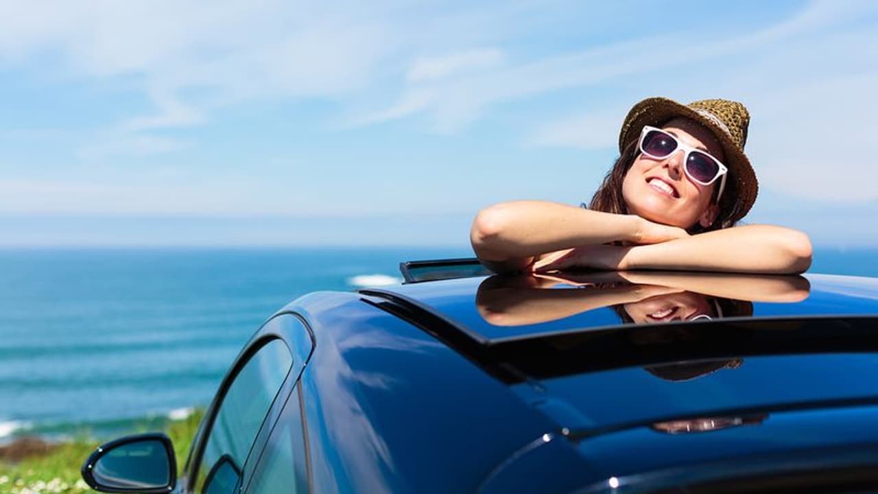 വില ഇത്രമാത്രം! ഇതാ സൺറൂഫുള്ള ചില ജനപ്രിയ എസ്‍യുവികൾ