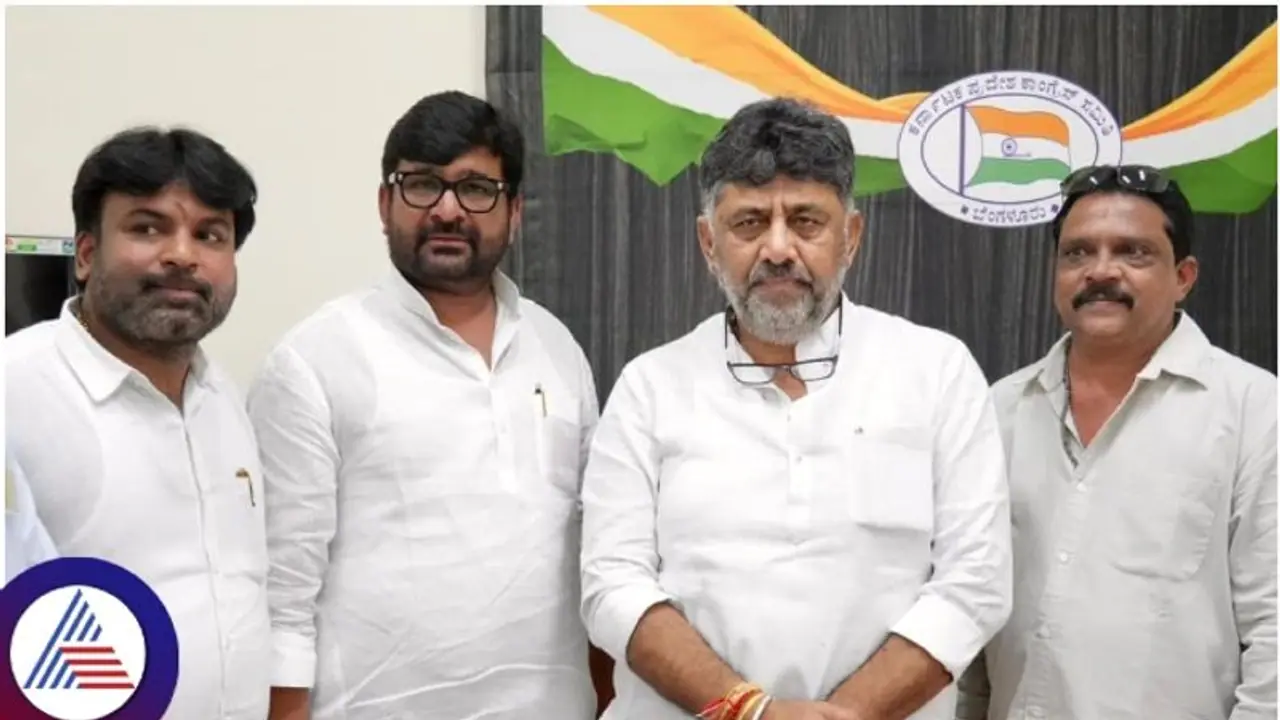 ಮಂತ್ರಿಗಳ ಆಪ್ತರ ಕಂಪನಿಗಳಿಗೆ ಟೆಂಡರ್, ಉಳಿದ ಕಂಪನಿಗಳು ಬ್ಲಾಕ್ ಲಿಸ್ಟ್; ವಿನಯ್ ಕುಲಕರ್ಣಿ ಆಕ್ರೋಶ ಮಂತ್ರಿಗಳ ಆಪ್ತರ ಕಂಪನಿಗಳಿಗೆ ಟೆಂಡರ್, ಉಳಿದ ಕಂಪನಿಗಳು ಬ್ಲಾಕ್ ಲಿಸ್ಟ್; ವಿನಯ್ ಕುಲಕರ್ಣಿ ಆಕ್ರೋಶ