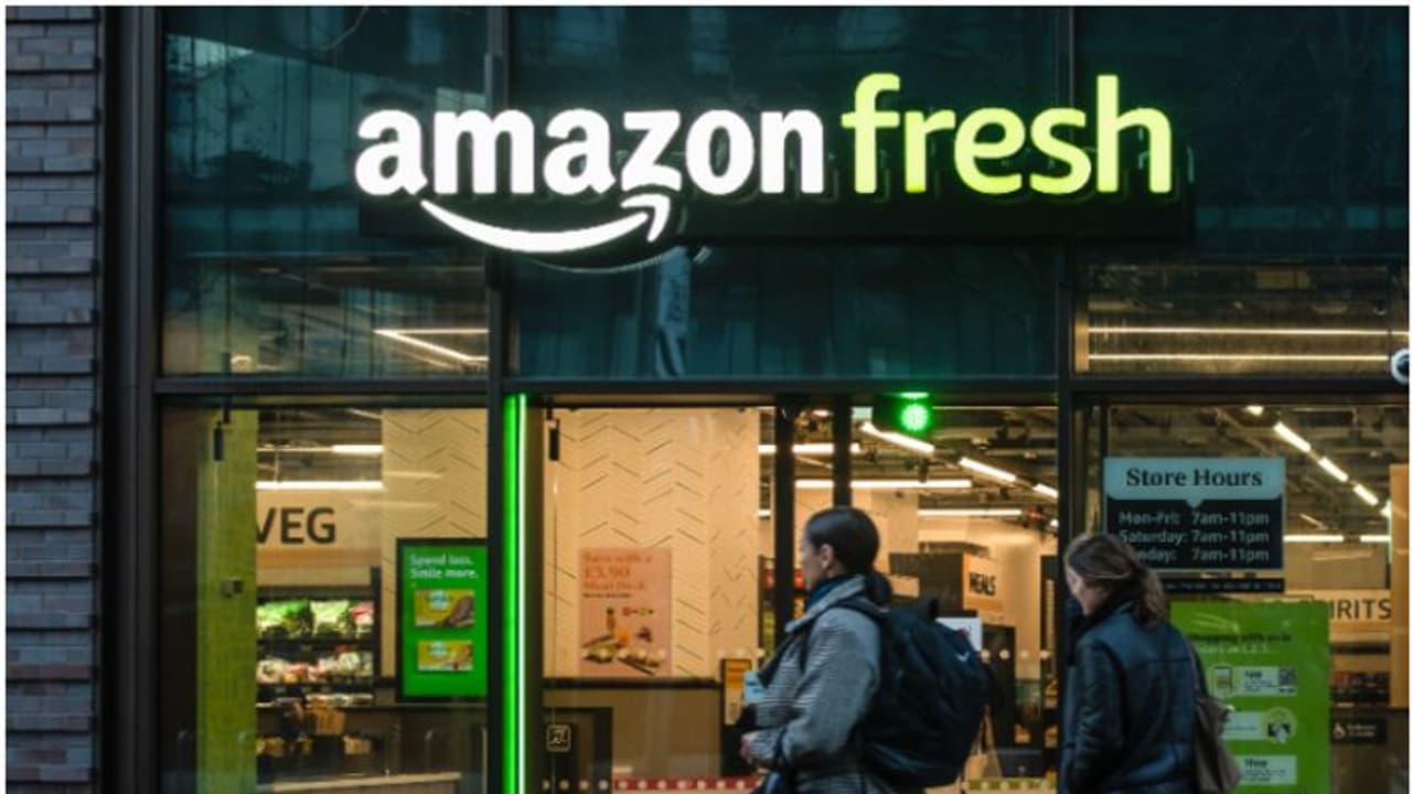 ഒരാഴ്ച നീളുന്ന ഓഫറുകൾ, ആമസോൺ ഫ്രഷിൽ എന്തും വാങ്ങാം, സൂപ്പർ വാല്യൂ ഡേയ്‌സ് തുടങ്ങി; അറിയേണ്ടതെല്ലാം