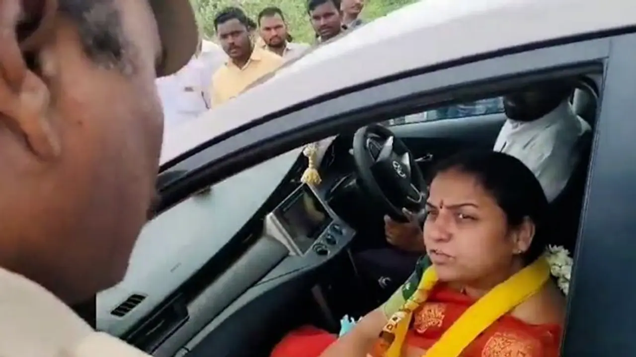 'Isn't it morning yet? Who pays your salary?': Andhra minister's wife scolds cop for making her wait (WATCH) 'Isn't it morning yet? Who pays your salary?': Andhra minister's wife scolds cop for making her wait (WATCH)