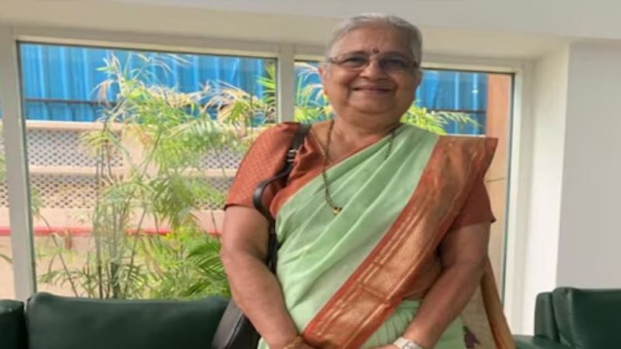 '74ನೇ ವಯಸ್ಸಲ್ಲಿ ಹೊಸ ವೃತ್ತಿ..' ತಾಯಿ ಸುಧಾಮೂರ್ತಿಯ ಕುರಿತು ಹೆಮ್ಮೆ ವ್ಯಕ್ತಪಡಿಸಿದ ಮಗ ರೋಹನ್