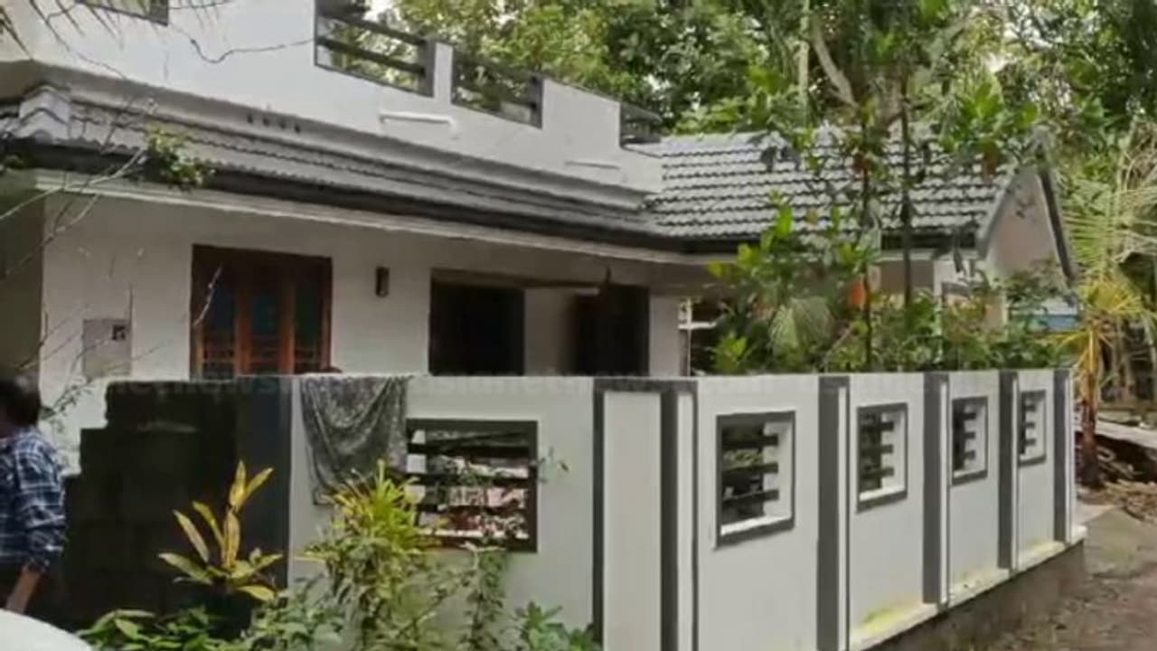 കലയെ കാണാതായിട്ട് 15 വര്‍ഷം, 2 മാസം മുൻപ് രഹസ്യ വിവരം, കൊന്ന് കുഴിച്ചുമൂടിയെന്ന് സംശയം; 4 പേര്‍ കസ്റ്റഡിയിൽ