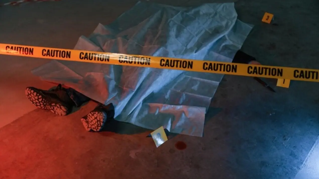 Sivagangai Murder News: பாஜக பிரமுகர் வெட்டி படுகொலை.. பதற்றம்.. போலீஸ் குவிப்பு!