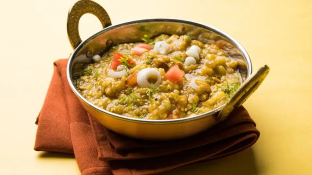 Delicious and Flavorful: The Recipe of Desi Style Baingan Bharta
