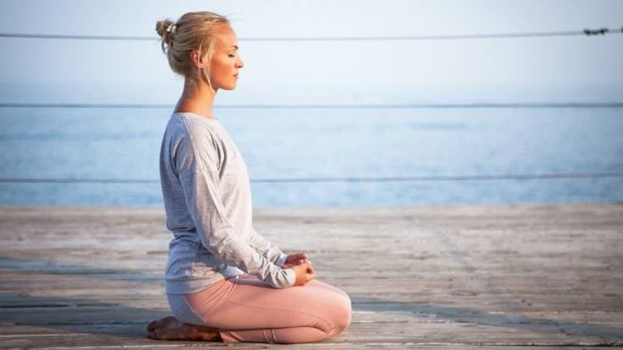 പ്രണയവും വേണ്ട, പ്രണയികളും വേണ്ട; ഒറ്റക്കുള്ള ജീവിതമാണ് സമാധാനം മച്ചാനേ, വൈറലാവുന്ന 'ബോയ്സോബർ' പ്രണയവും വേണ്ട, പ്രണയികളും വേണ്ട; ഒറ്റക്കുള്ള ജീവിതമാണ് സമാധാനം മച്ചാനേ, വൈറലാവുന്ന 'ബോയ്സോബർ'