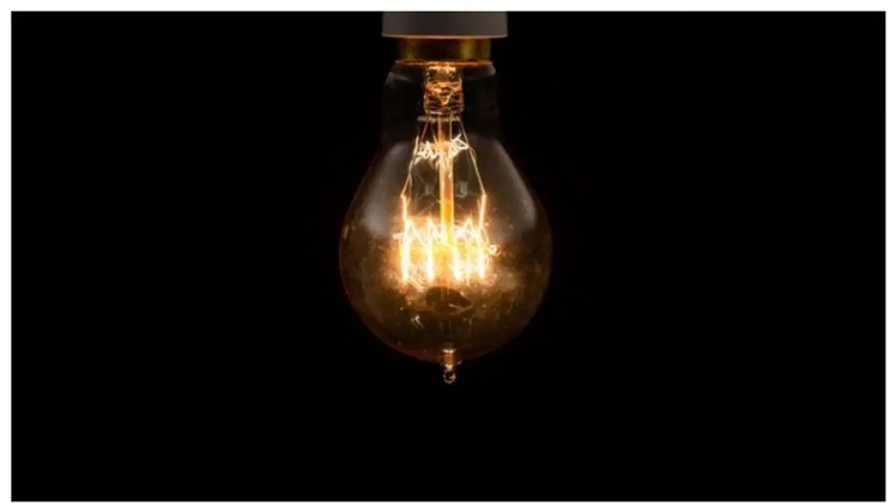 ഷോക്കടിപ്പിച്ച് സര്‍ക്കാര്‍; പുതിയ നിരക്ക് പ്രകാരം കറൻ്റ് ബില്ല് കൂടുന്നത് എത്ര, എങ്ങനെയെന്ന് അറിയാം