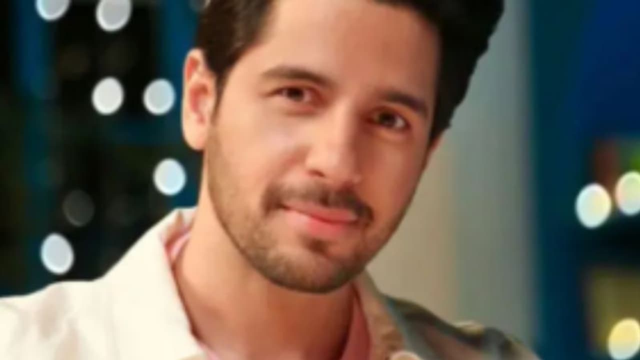 യുവ നടന്റെ പേരില് സാമ്പത്തിക തട്ടിപ്പ്, പ്രതികരണവുമായി സിദ്ധാര്ഥ് മല്ഹോത്രയുടെ കുറിപ്പ് യുവ നടന്റെ പേരില് സാമ്പത്തിക തട്ടിപ്പ്, പ്രതികരണവുമായി സിദ്ധാര്ഥ് മല്ഹോത്രയുടെ കുറിപ്പ്