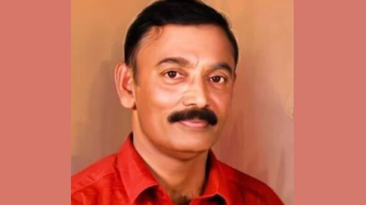 മരത്തില് നിന്ന് വീണ് പരിക്കേറ്റ് ചികിത്സയിലായിരുന്ന വിമുക്തഭടന് മരിച്ചു മരത്തില് നിന്ന് വീണ് പരിക്കേറ്റ് ചികിത്സയിലായിരുന്ന വിമുക്തഭടന് മരിച്ചു