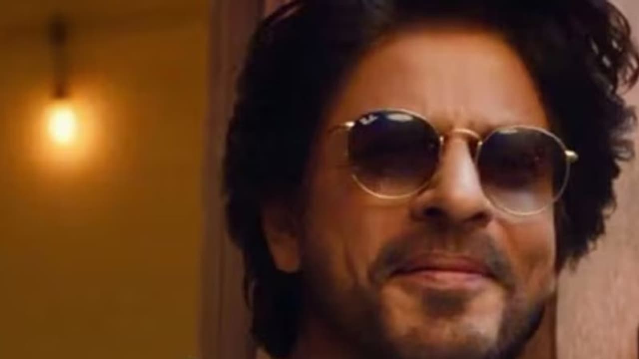 'സന്തോഷവും അഭിമാനവും', ഇന്ത്യൻ ക്രിക്കറ്റ് ടീമിന്റെ വിക്ടറി മാര്ച്ചില് ഷാരൂഖിന്റെ കുറിപ്പ് 'സന്തോഷവും അഭിമാനവും', ഇന്ത്യൻ ക്രിക്കറ്റ് ടീമിന്റെ വിക്ടറി മാര്ച്ചില് ഷാരൂഖിന്റെ കുറിപ്പ്