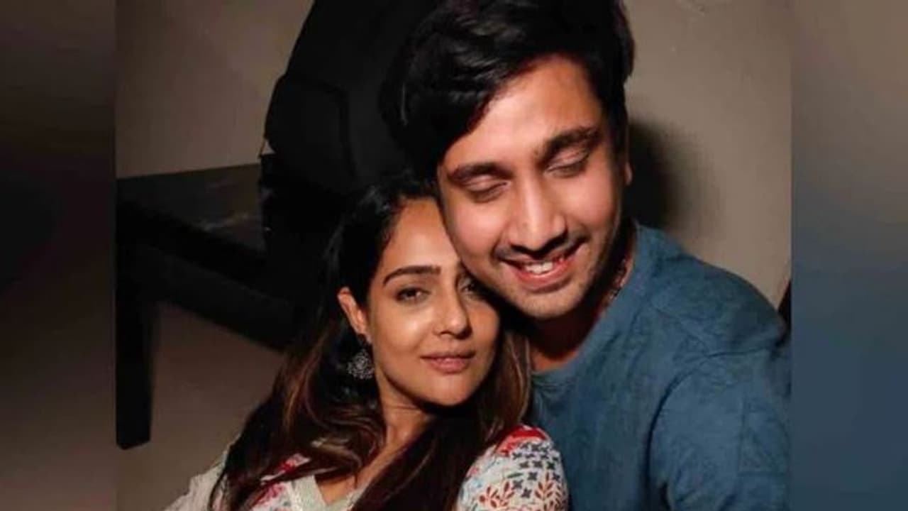 విచారణకు హాజరు కాని రాజ్ తరుణ్.. ఏం కారణం చెప్పాడో తెలుసా.. 