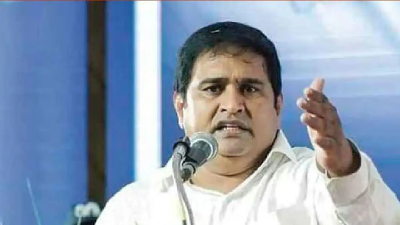 பூவிருந்தவல்லி சிறையில் சிக்கிய குட்டி செல்போன், 3 பேட்டரி! ஆம்ஸ்ட்ராங் படுகொலை வழக்கில் புதிய திருப்பம்!