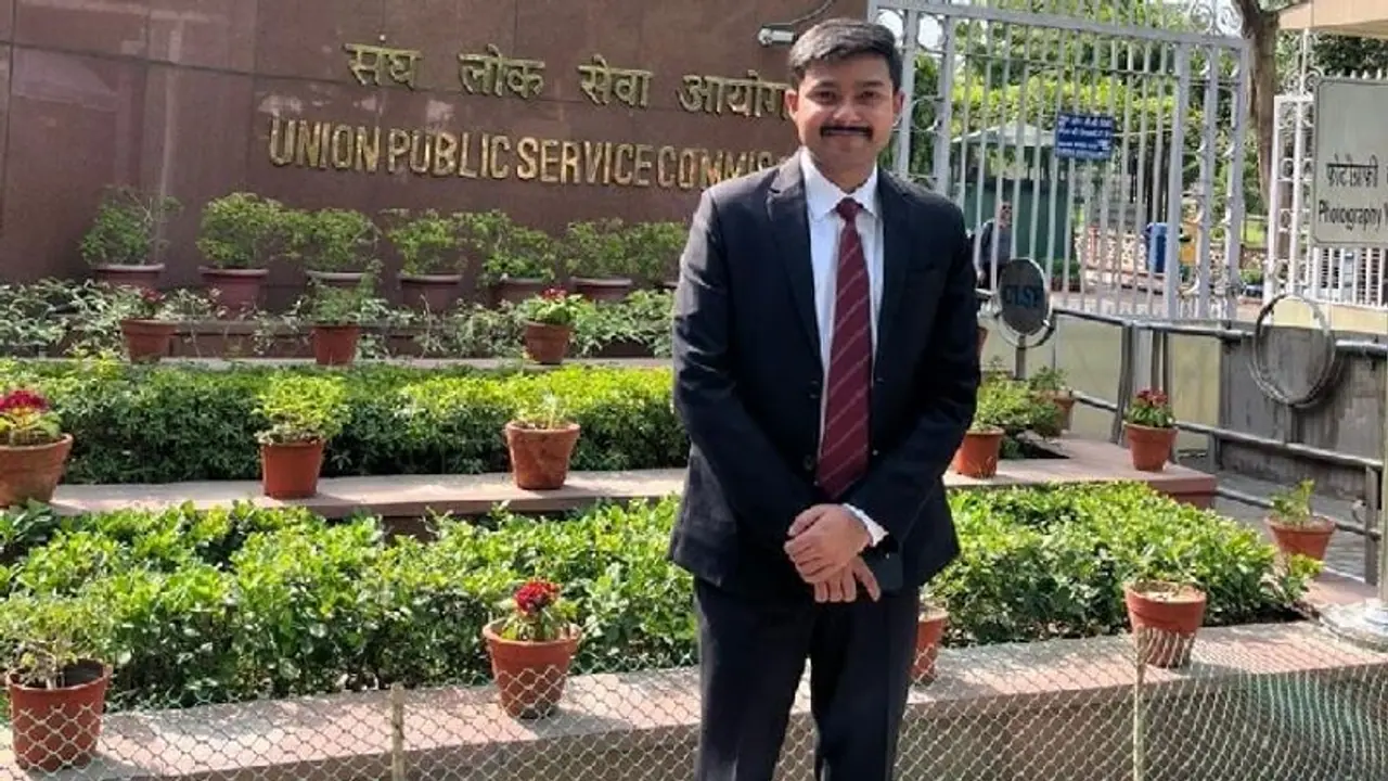 Inspiring UPSC Journey: Adtiya Mohan from Bihar Cracks CAPF Exam with AIR 29