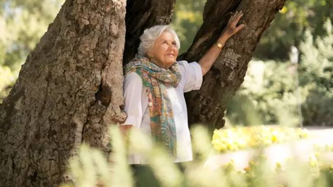 ആരോഗ്യത്തിനും ദീർഘായുസ്സിനും 3 ടിപ്സ്; 102 ലും റിസോർട്ടിൽ ജോലിക്ക് പോകുന്ന സെകെലി പറയുന്നു ആരോഗ്യത്തിനും ദീർഘായുസ്സിനും 3 ടിപ്സ്; 102 ലും റിസോർട്ടിൽ ജോലിക്ക് പോകുന്ന സെകെലി പറയുന്നു