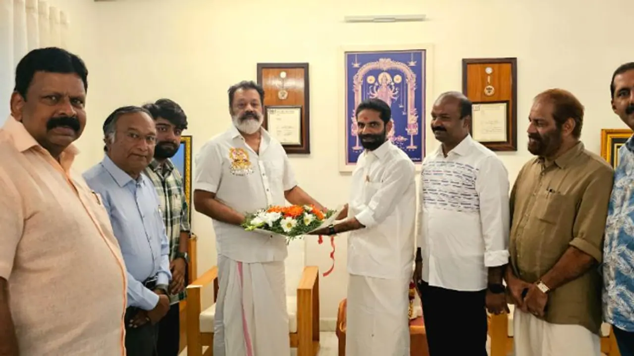 ടൂറിസം രാഷ്ട്രീയ ജാതി മത ചിന്തകൾക്ക് അതീതമായി വിപുലീകരിക്കണം, വികസനത്തിൽ രാഷ്ട്രീയം കലർത്തരുത്: സുരേഷ് ഗോപി ടൂറിസം രാഷ്ട്രീയ ജാതി മത ചിന്തകൾക്ക് അതീതമായി വിപുലീകരിക്കണം, വികസനത്തിൽ രാഷ്ട്രീയം കലർത്തരുത്: സുരേഷ് ഗോപി