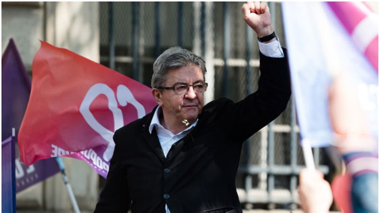 ആർക്കും ഭൂരിപക്ഷമില്ല! ഫ്രാൻസിൽ ഇടത് കുതിപ്പ്, 'സർക്കാരുണ്ടാക്കും'; തീവ്ര വലതുപക്ഷത്തെ വീഴ്ത്തി 'സഹകരണ ബുദ്ധി' ആർക്കും ഭൂരിപക്ഷമില്ല! ഫ്രാൻസിൽ ഇടത് കുതിപ്പ്, 'സർക്കാരുണ്ടാക്കും'; തീവ്ര വലതുപക്ഷത്തെ വീഴ്ത്തി 'സഹകരണ ബുദ്ധി'