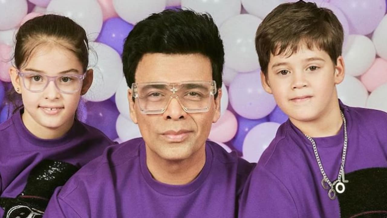 തന്‍റെ ഇരട്ടക്കുട്ടികള്‍ അമ്മ ആരാണെന്ന് ചോദിച്ചു തുടങ്ങി: താന്‍ വലിയ പ്രതിസന്ധിയിലായെന്ന് കരണ്‍ ജോഹര്‍