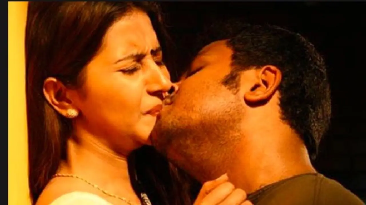 ಮುಂಬೈನಲ್ಲೊಂದು ವಿಚಿತ್ರ ಘಟನೆ, ಕಳ್ಳತನಕ್ಕೆ ಬಂದವನು ಮನೆಯಲ್ಲಿ ಏನೂ ಸಿಗದಿದ್ದಾಗ ಮಹಿಳೆಗೆ ಕಿಸ್ ಕೊಟ್ಟು ಪರಾರಿ!