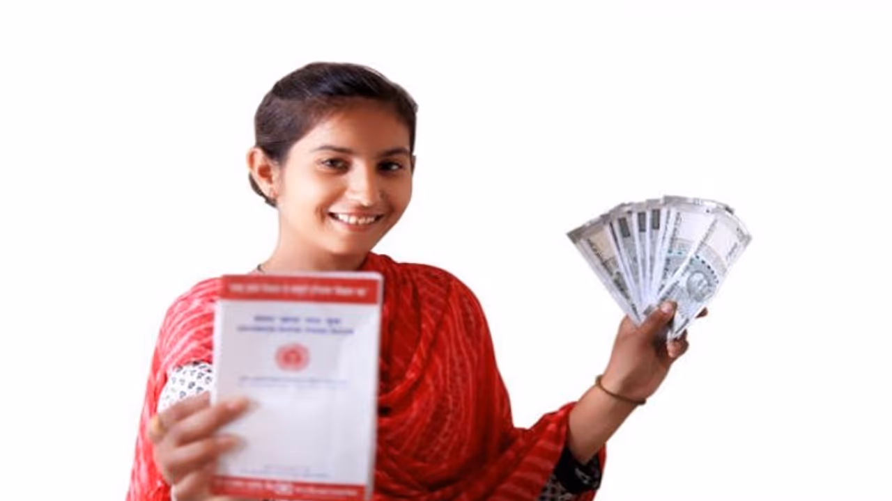 सरकारी स्कीम्स: पोस्ट ऑफिस की ये सेविंग स्कीम है शानदार - 5 लाख के इन्वेस्ट पर पाएं 2.25 लाख ब्याज-पढ़े डिटेल