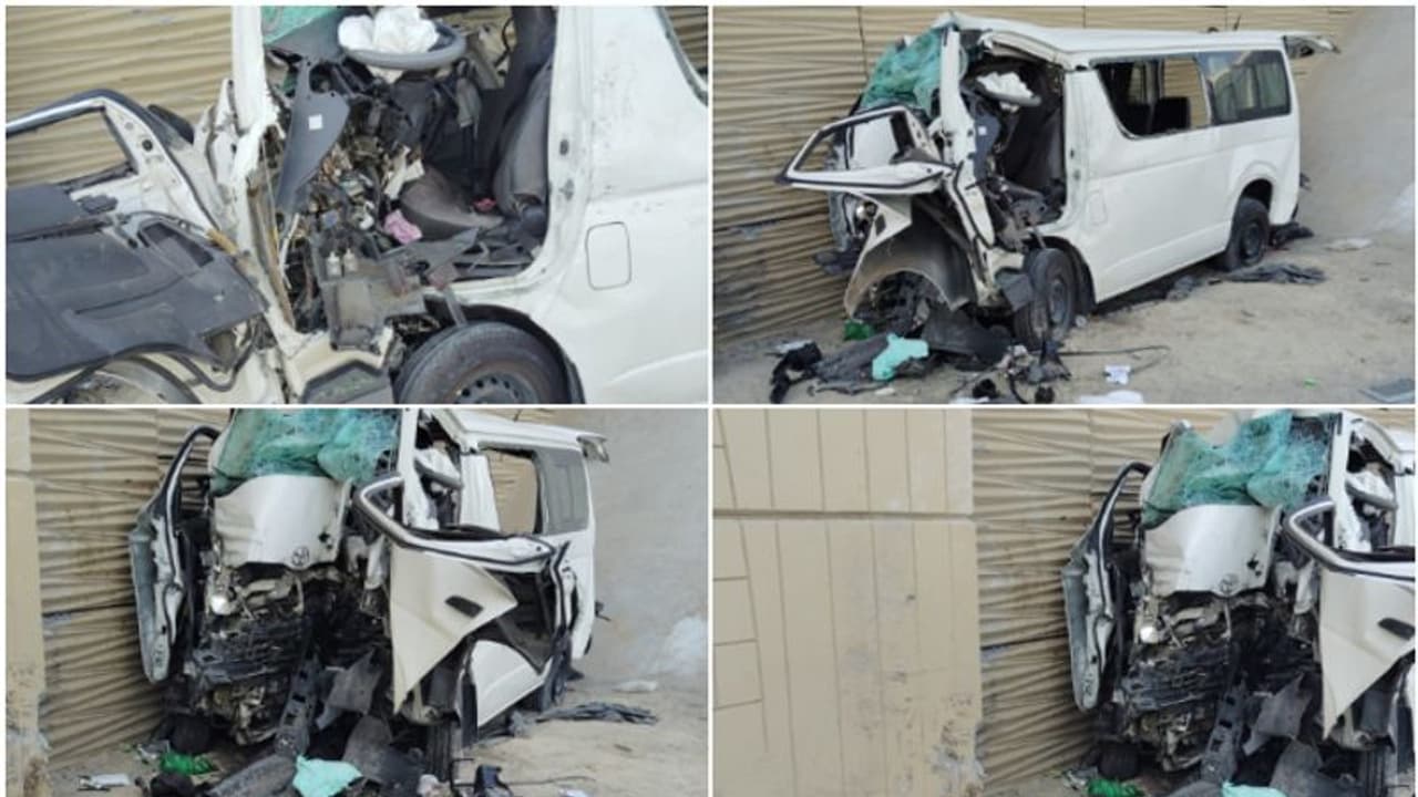 കുവൈത്തിൽ വാഹനാപകടം; 5 ഇന്ത്യക്കാർക്ക് ദാരുണാന്ത്യം; 2 മലയാളികൾക്ക് പരിക്ക്, ആശുപത്രിലേക്ക് മാറ്റി കുവൈത്തിൽ വാഹനാപകടം; 5 ഇന്ത്യക്കാർക്ക് ദാരുണാന്ത്യം; 2 മലയാളികൾക്ക് പരിക്ക്, ആശുപത്രിലേക്ക് മാറ്റി