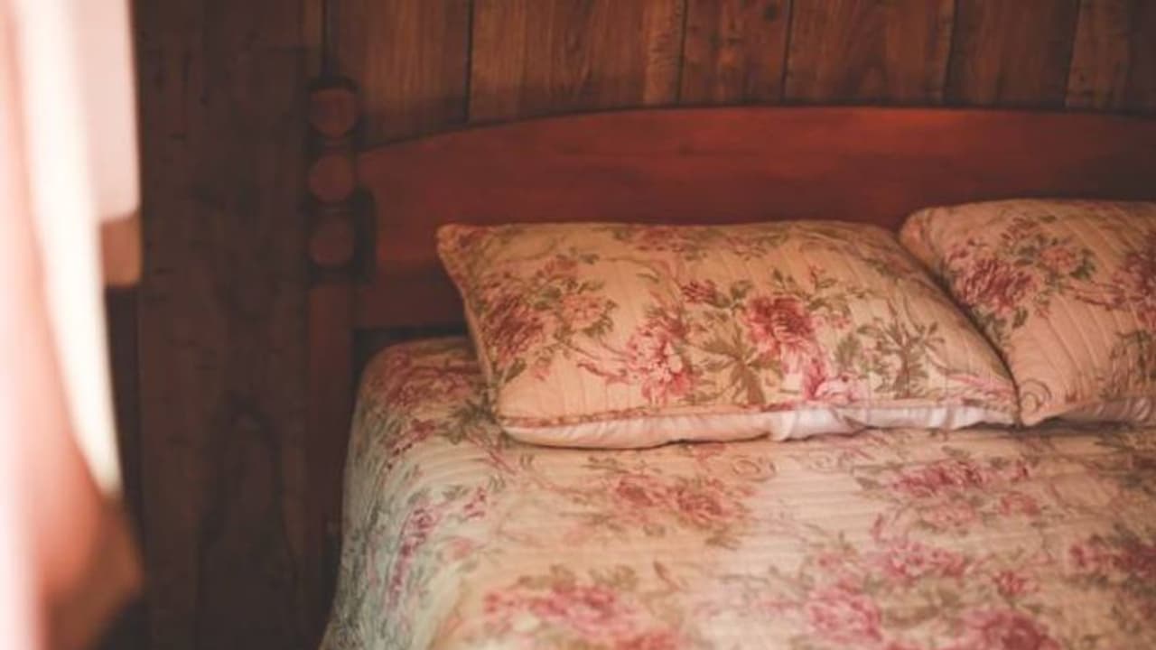 മരണത്തിന് തൊട്ടുമുമ്പ് ഓരോ മനുഷ്യനും കാണുന്നതും കേൾക്കുന്നതും പറയുന്നതുമെന്ത്? വൈറലായി പോസ്റ്റ് 