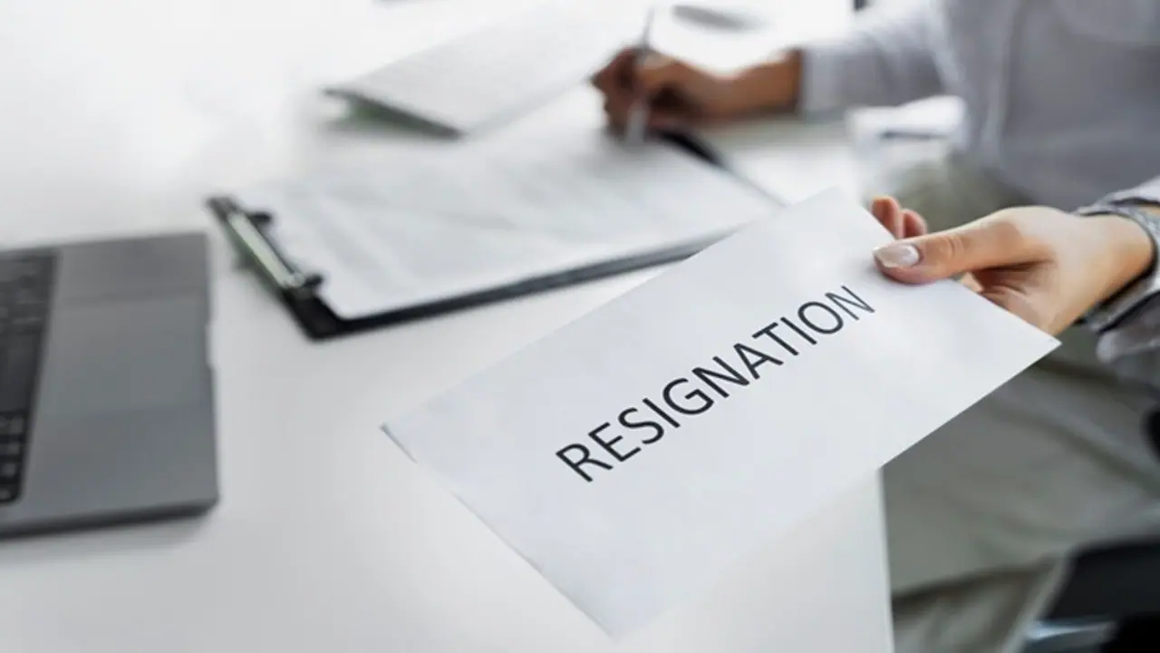 புதிய ட்ரெண்டாக மாறிய Naked Resignation! அப்டீன்னா என்ன தெரியுமா? ரிஸ்க் எடுக்க ரெடியா?