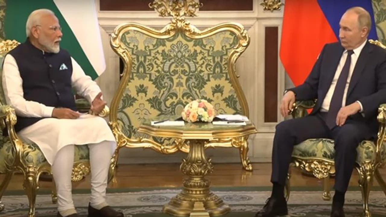 'Peace talks don't succeed amid bombs, guns and bullets': PM Modi tells Russia's Putin | Top Quotes (WATCH)