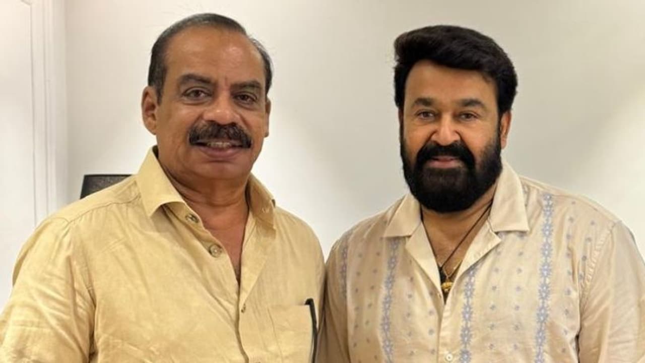 'ഗാന്ധിനഗറും ഞാന് പ്രകാശനും പോലെ'; പുതിയ മോഹന്ലാല് സിനിമയുടെ പേര് പ്രഖ്യാപിച്ച് സത്യന് അന്തിക്കാട് 'ഗാന്ധിനഗറും ഞാന് പ്രകാശനും പോലെ'; പുതിയ മോഹന്ലാല് സിനിമയുടെ പേര് പ്രഖ്യാപിച്ച് സത്യന് അന്തിക്കാട്