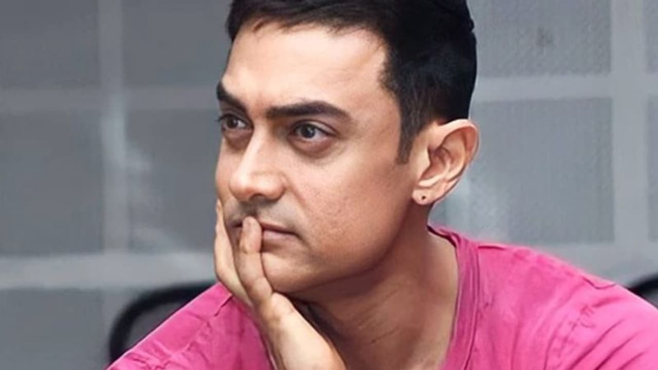 റിലീസില് മാറ്റമില്ല, ആമിര് ഖാൻ ചിത്രത്തിന്റെ അപ്ഡേറ്റും പുറത്ത് റിലീസില് മാറ്റമില്ല, ആമിര് ഖാൻ ചിത്രത്തിന്റെ അപ്ഡേറ്റും പുറത്ത്