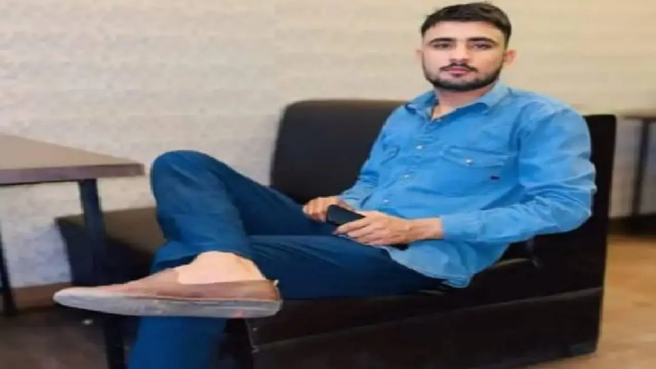 ಕತ್ತಲಲ್ಲಿ ನಡೆದ ತಪ್ಪಿನಿಂದ 21ರ ಹರೆಯದ ಯುವಕನ ಪ್ರಾಣಪಕ್ಷಿ ಹಾರಿ ಹೋಯ್ತು ! ಕತ್ತಲಲ್ಲಿ ನಡೆದ ತಪ್ಪಿನಿಂದ 21ರ ಹರೆಯದ ಯುವಕನ ಪ್ರಾಣಪಕ್ಷಿ ಹಾರಿ ಹೋಯ್ತು !