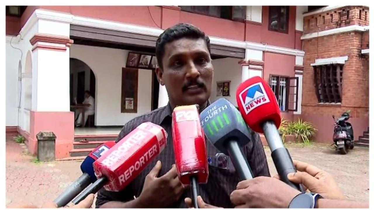 സിപിഎം കോഴിക്കോട് ജില്ലാ കമ്മറ്റി യോ​ഗം ഇന്ന്; പ്രമോദ് കോട്ടൂളിക്കെതിരായ നടപടി ചർച്ച ചെയ്യും