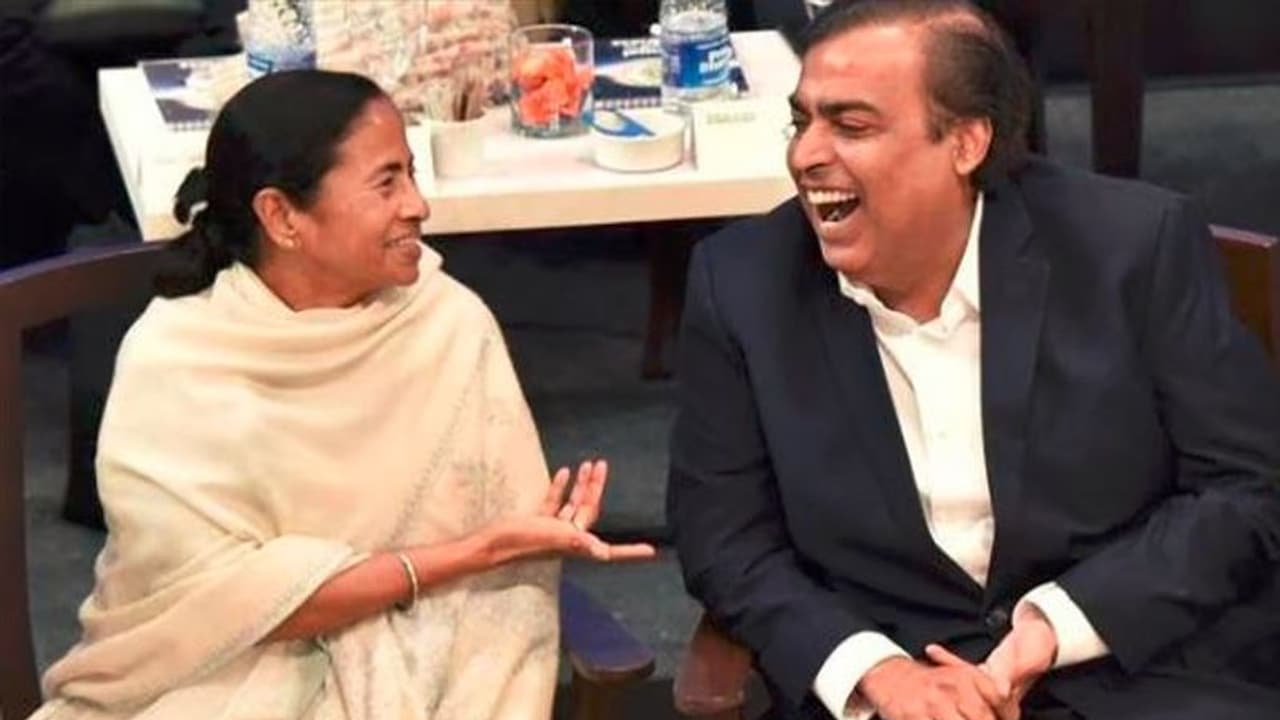 ಹೋಗ್ಬಾರ್ದು ಅನ್ಕೊಂಡಿದ್ದೆ ಆದ್ರೆ... ಅಂಬಾನಿ ಪುತ್ರನ ಮದ್ವೆಗೆ ಹೊರಟ ಮಮತಾ ಬ್ಯಾನರ್ಜಿ ಹೋಗ್ಬಾರ್ದು ಅನ್ಕೊಂಡಿದ್ದೆ ಆದ್ರೆ... ಅಂಬಾನಿ ಪುತ್ರನ ಮದ್ವೆಗೆ ಹೊರಟ ಮಮತಾ ಬ್ಯಾನರ್ಜಿ