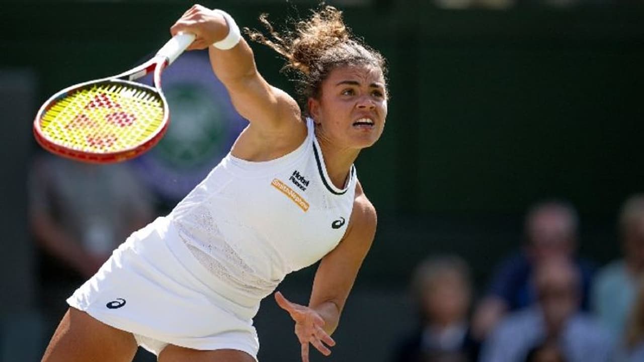 ವಿಂಬಲ್ಡನ್ ಫೈನಲ್ಗೆ ಲಗ್ಗೆಯಿಟ್ಟ ಜ್ಯಾಸ್ಮಿನ್ ಪೌಲಿನಿ! ವಿಂಬಲ್ಡನ್ ಫೈನಲ್ಗೆ ಲಗ್ಗೆಯಿಟ್ಟ ಜ್ಯಾಸ್ಮಿನ್ ಪೌಲಿನಿ!