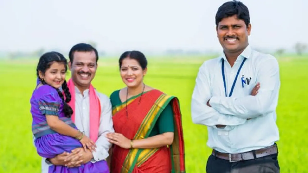 सरकारी स्कीम्स: सिर्फ 20 रुपये में मिल रहा है 2 लाख रुपये का इंश्योरेंस कवर  पाने का ये है बेहद सरल तरीका